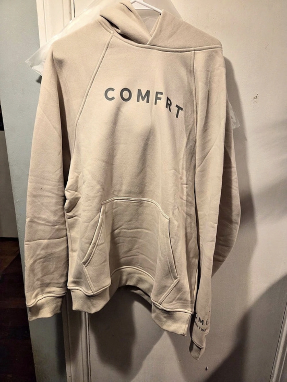 Comfort Colors Women's Pullover Hoodie in Beige Size XL Like New